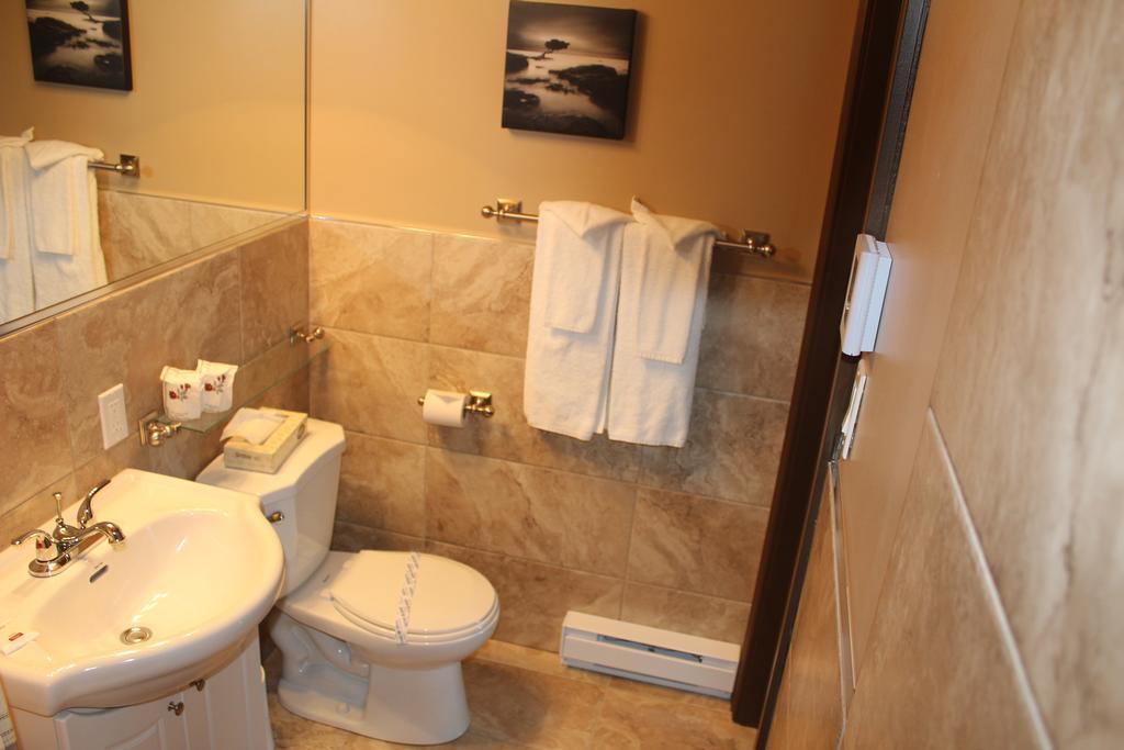 Manoir Sur Mer Sainte Anne des Monts Ngoại thất bức ảnh